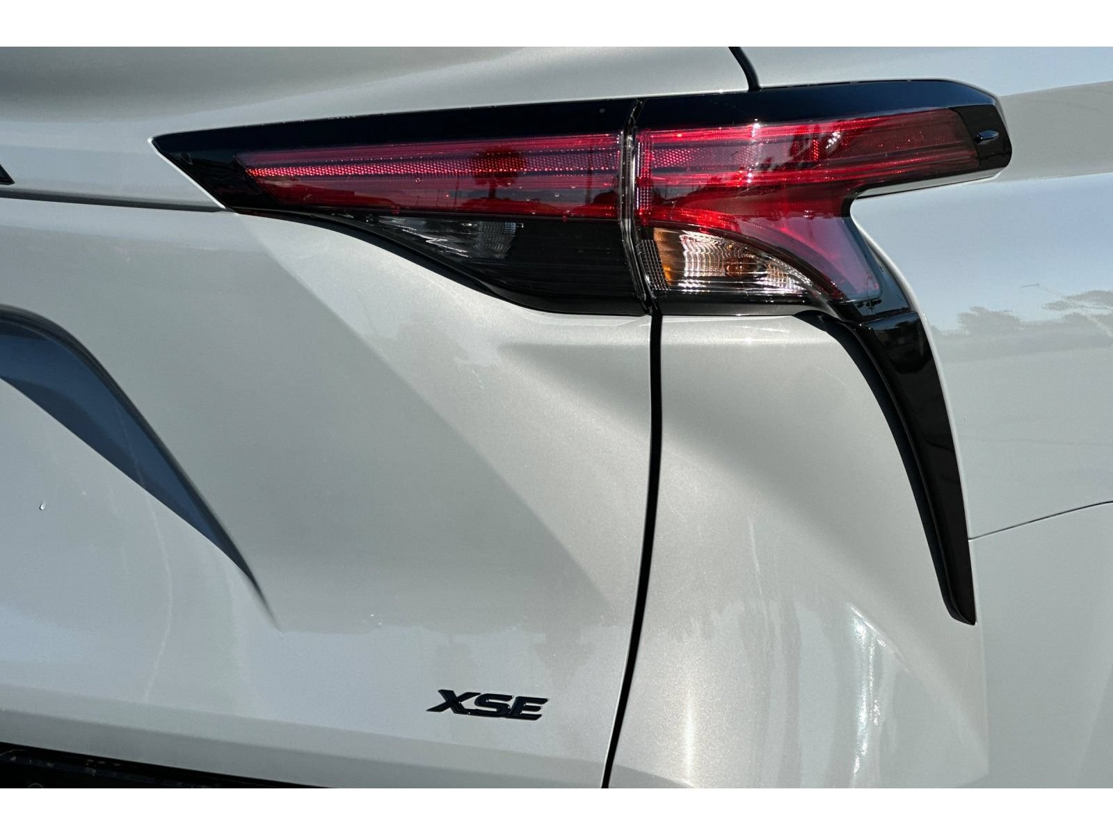 Used 2026 Toyota Sienna XSE AWD/4WD image 33