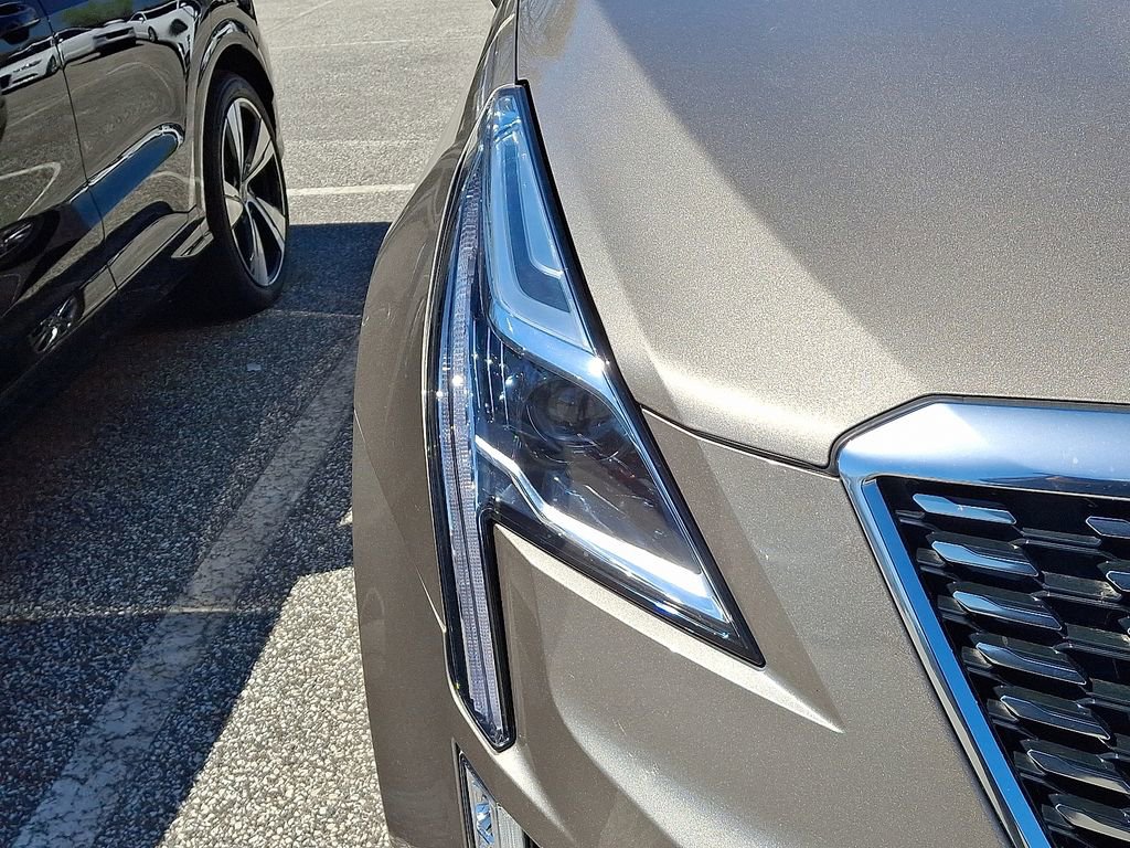 Used 2023 Cadillac XT5 Premium Luxury image 4