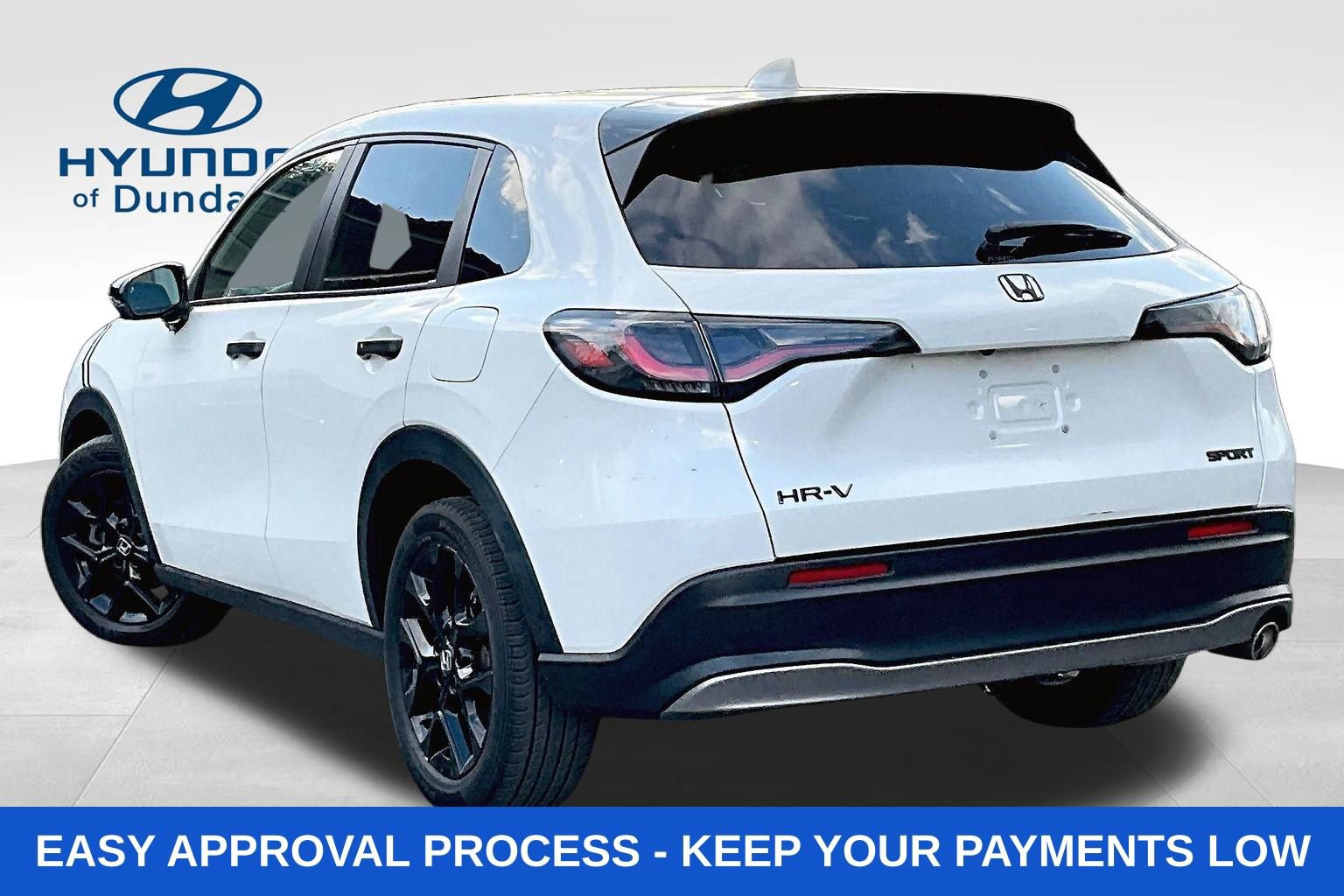 Used 2023 Honda HR-V Sport image 3