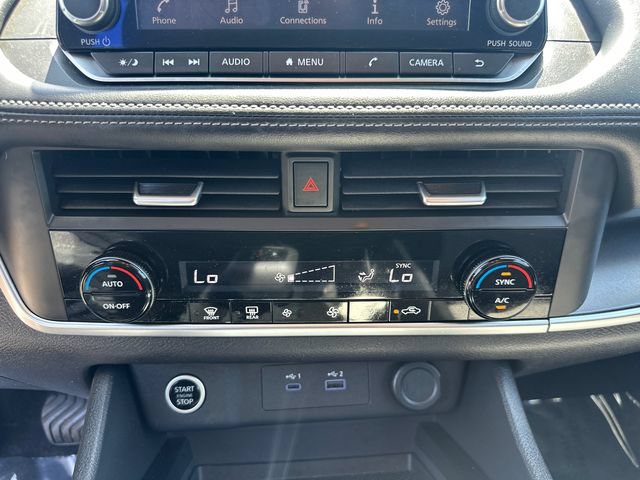 Used 2023 Nissan Rogue SV AWD/4WD image 39