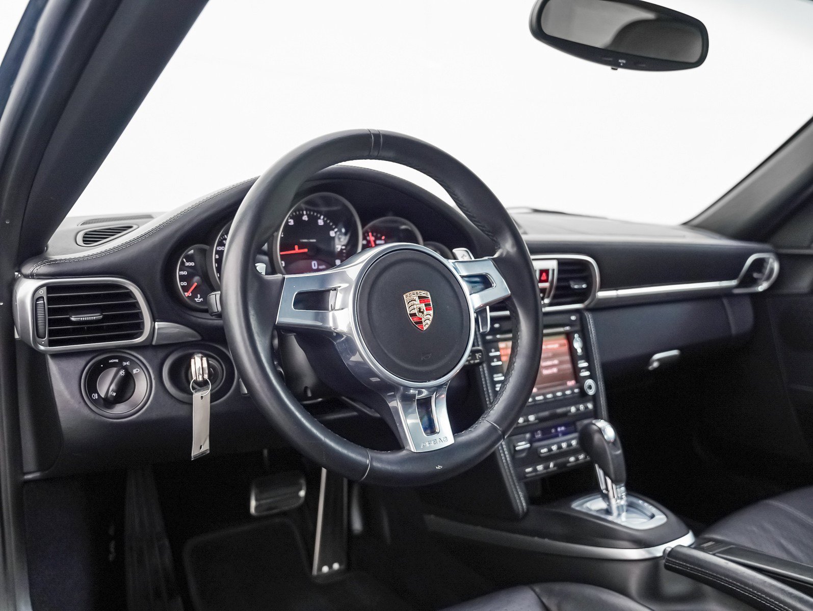 Used 2012 Porsche 911 Carrera GTS RWD image 4