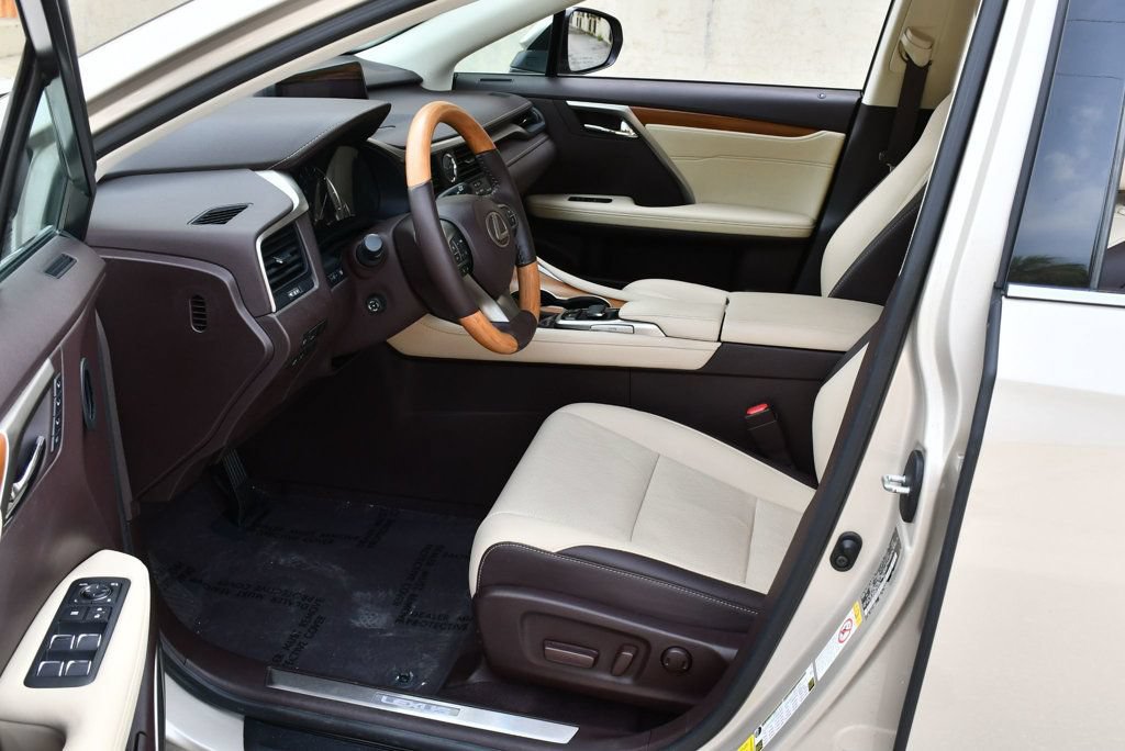 Used 2019 Lexus RX 350 AWD w/ Navigation Package image 44