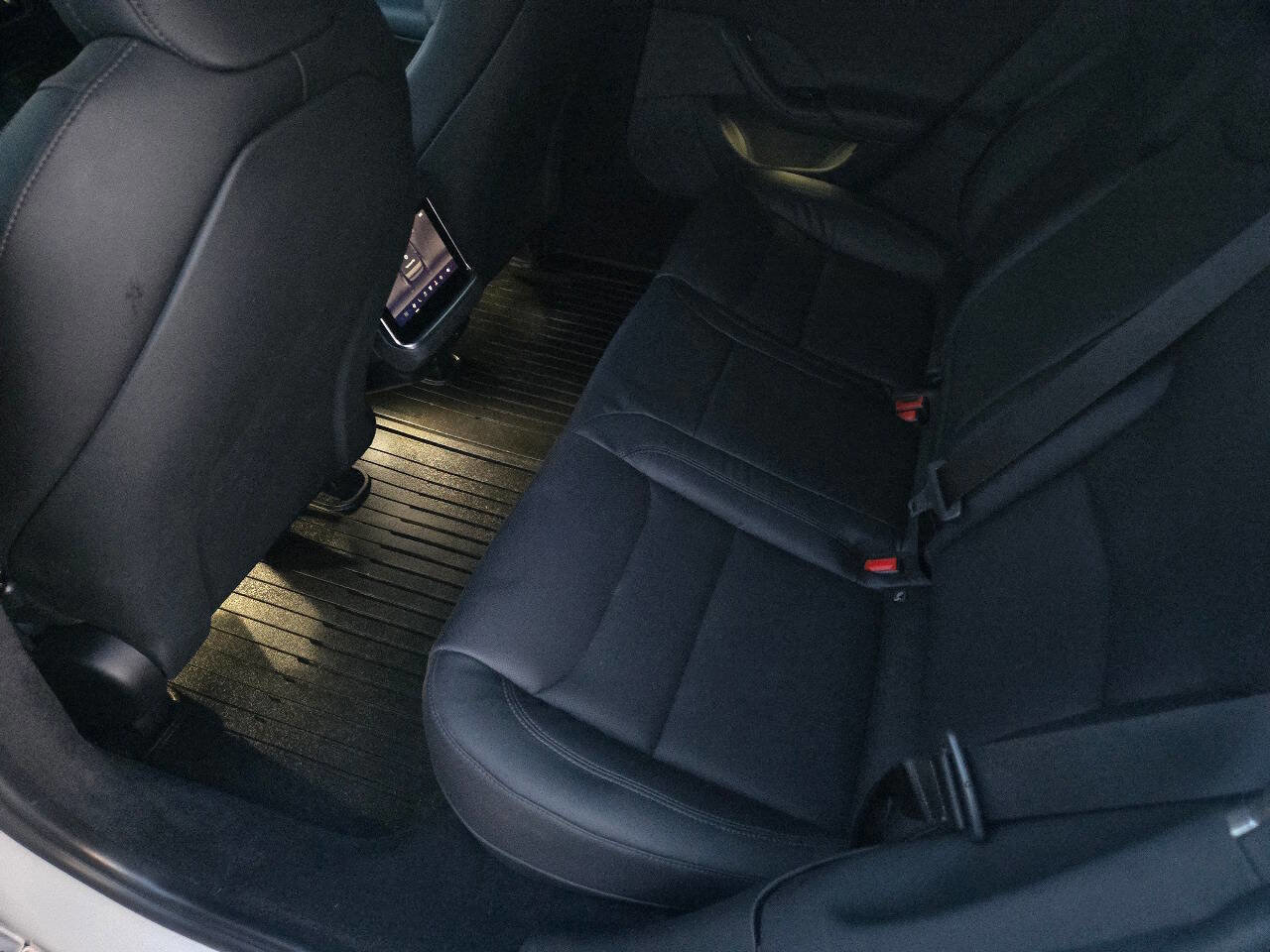 Used 2022 Tesla Model S AWD/4WD image 20