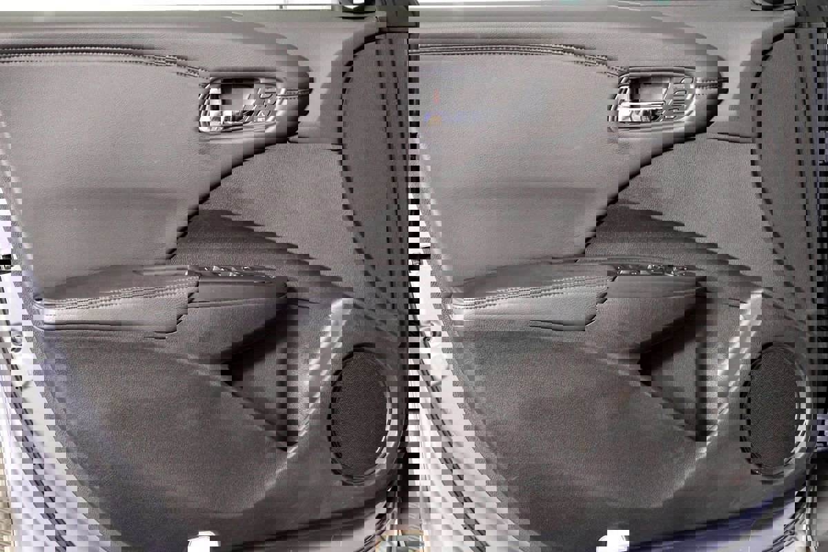 Used 2015 Acura RDX AWD w/ Technology Package image 19