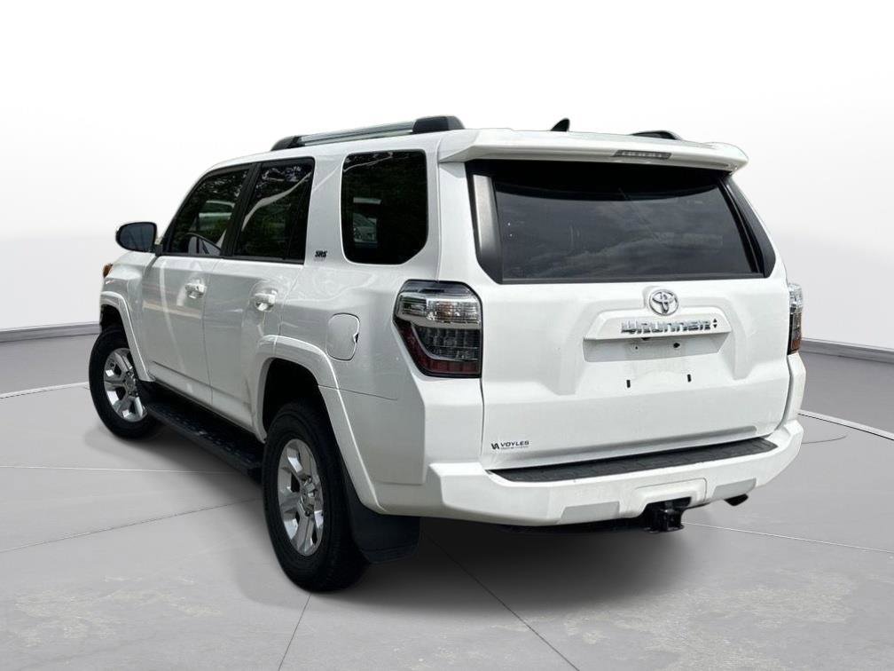 Used 2021 Toyota 4Runner SR5 AWD/4WD image 8
