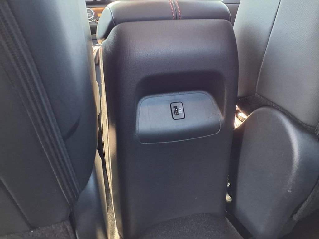 Used 2025 Nissan Sentra SR w/ SR Premium Package FWD image 25