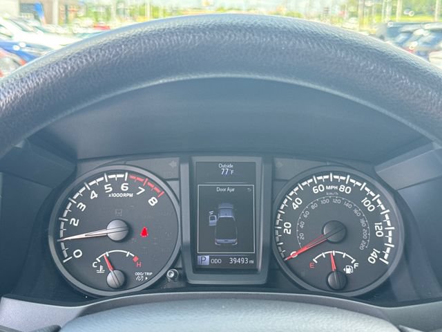 Used 2022 Toyota Tacoma SR w/ SX Package RWD image 17