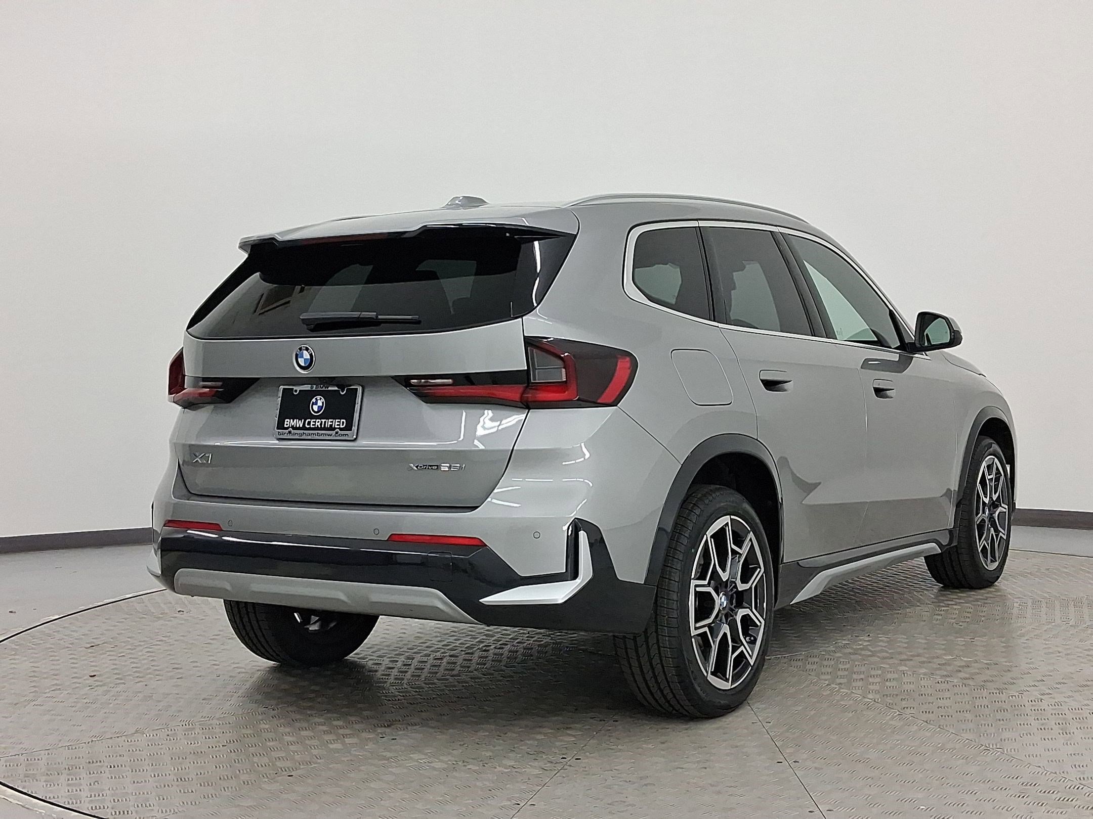 Used 2025 BMW X1 xDrive28i image 9