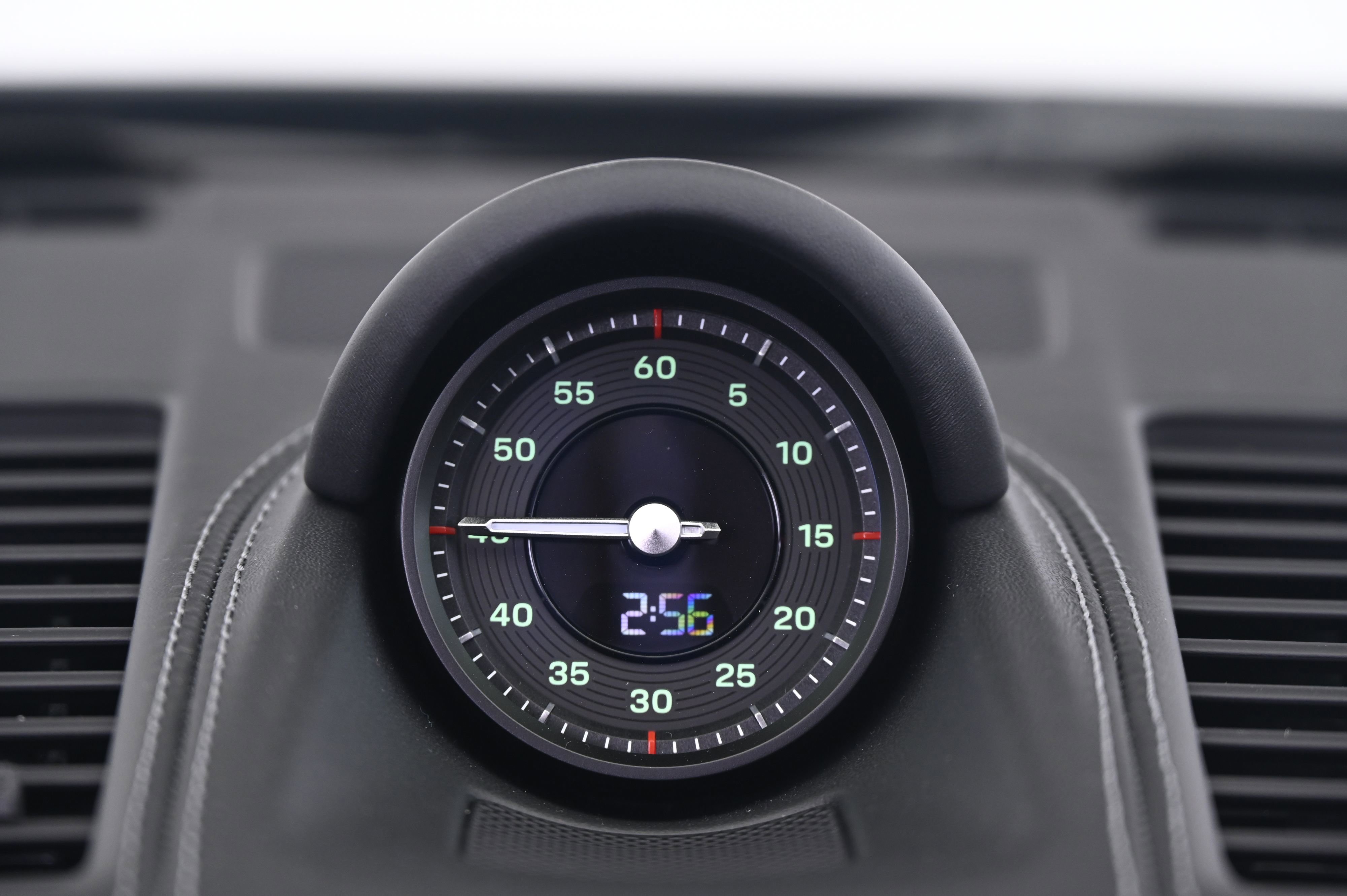 Certified 2026 Porsche 911 GTS image 33