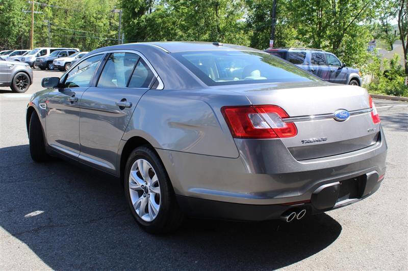 Used 2012 Ford Taurus SEL FWD image 3