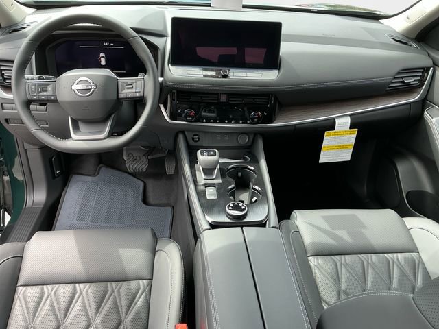 New 2026 Nissan Rogue Platinum image 12