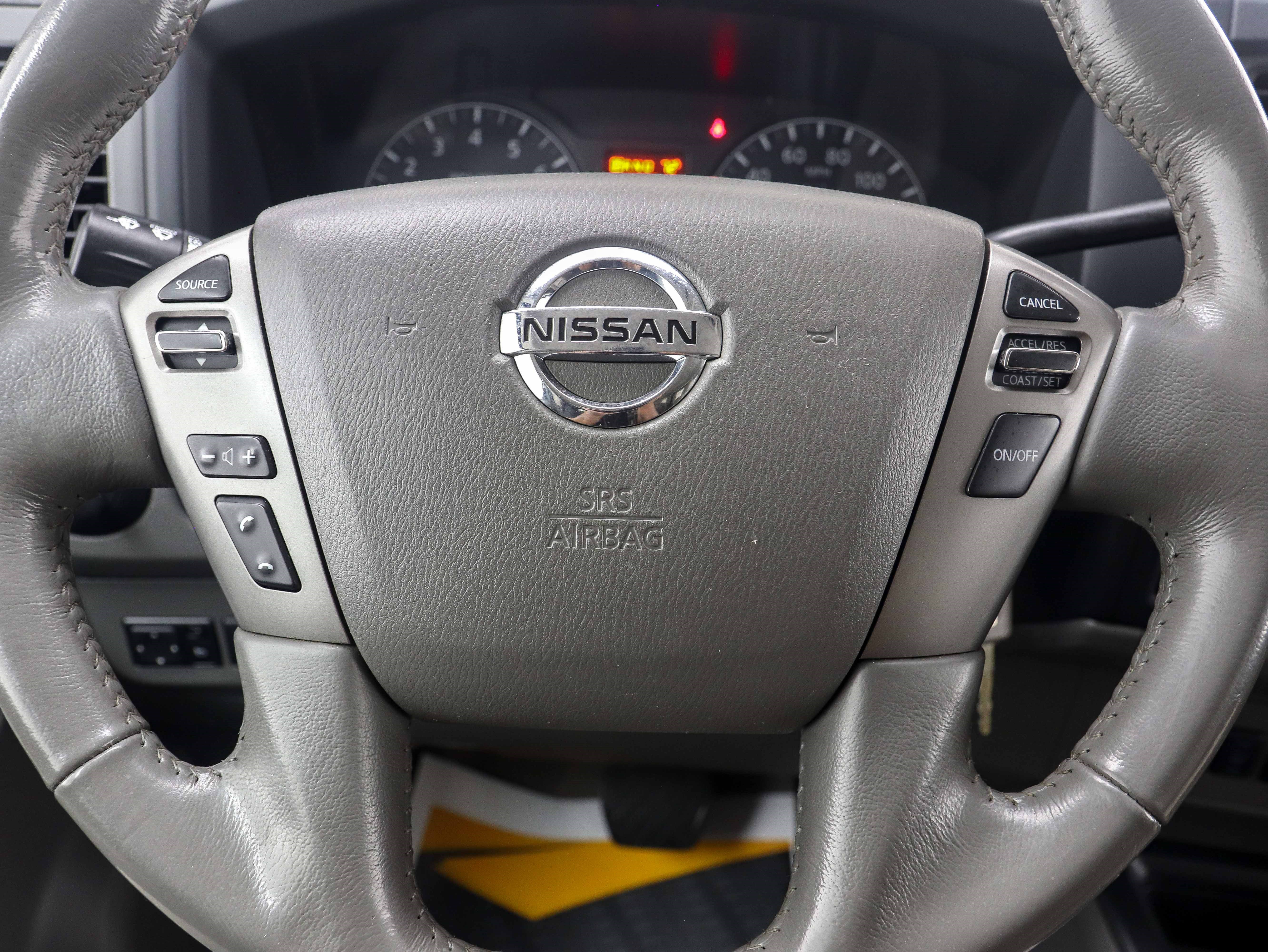 Used 2021 Nissan NV 3500 SL RWD image 19