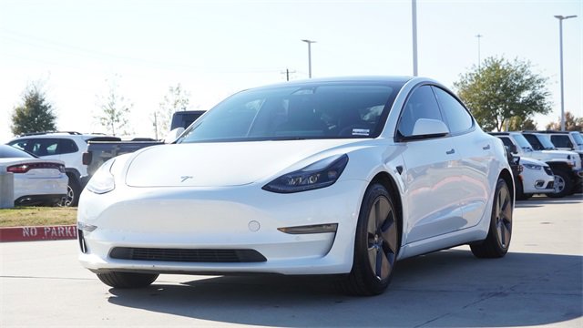 Used 2022 Tesla Model 3 Long Range image 3