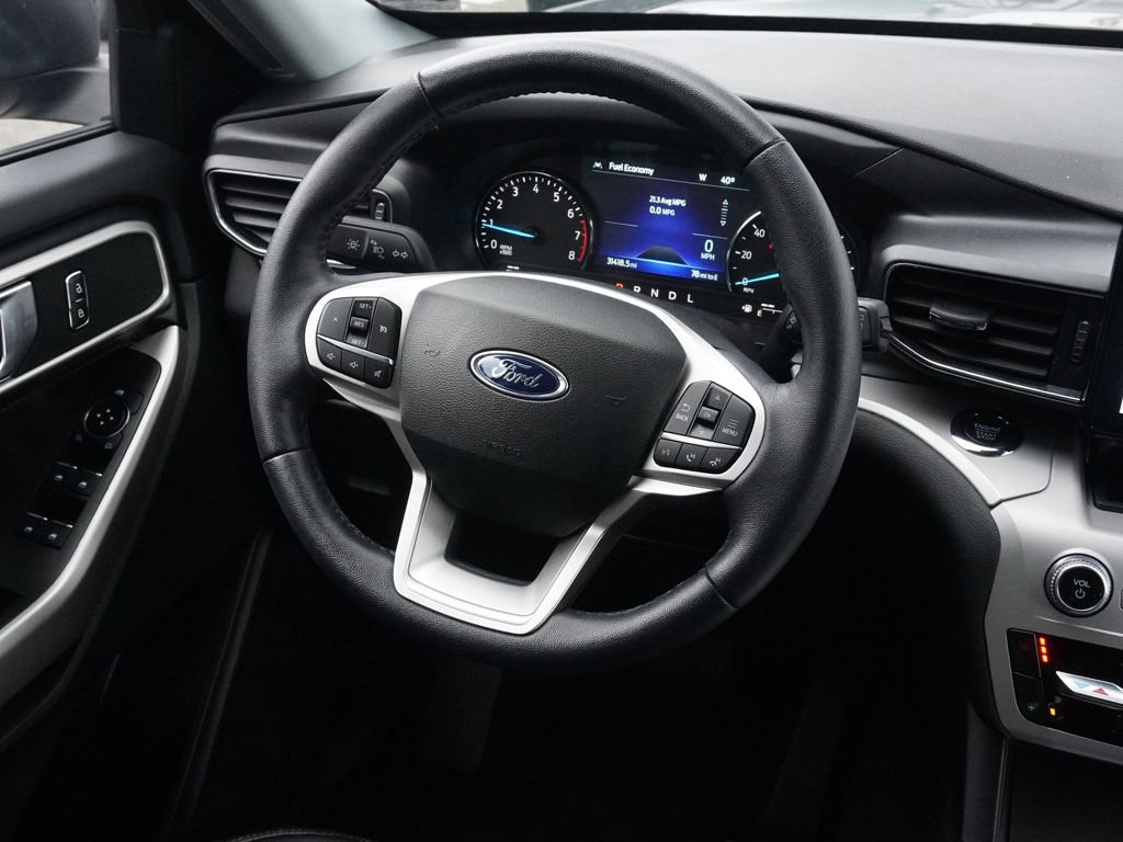 Used 2023 Ford Explorer XLT w/ Equipment Group 202A image 24