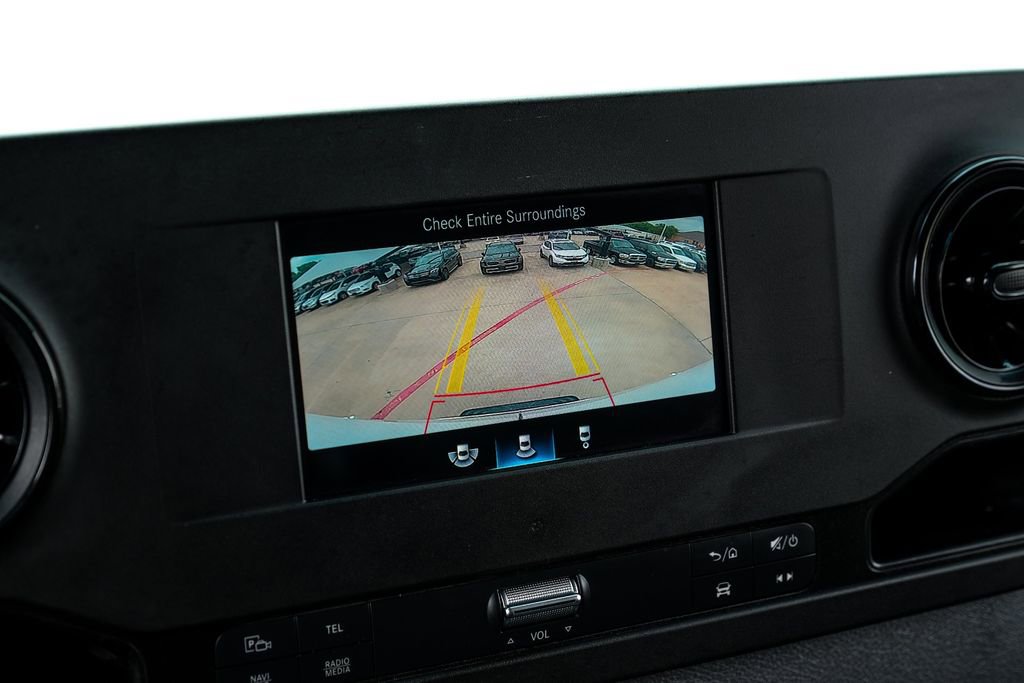 Used 2020 Mercedes-Benz Sprinter 2500 w/ Driver Convenience Package image 18