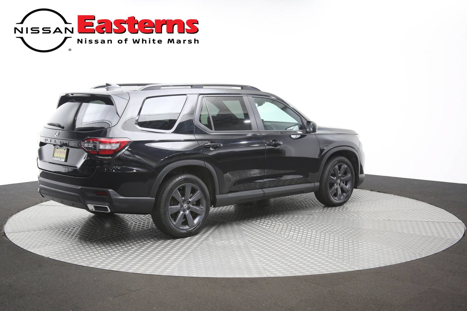 Used 2023 Honda Pilot Sport image 41