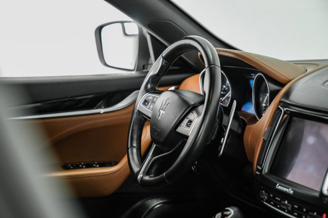Used 2017 Maserati Levante S image 9
