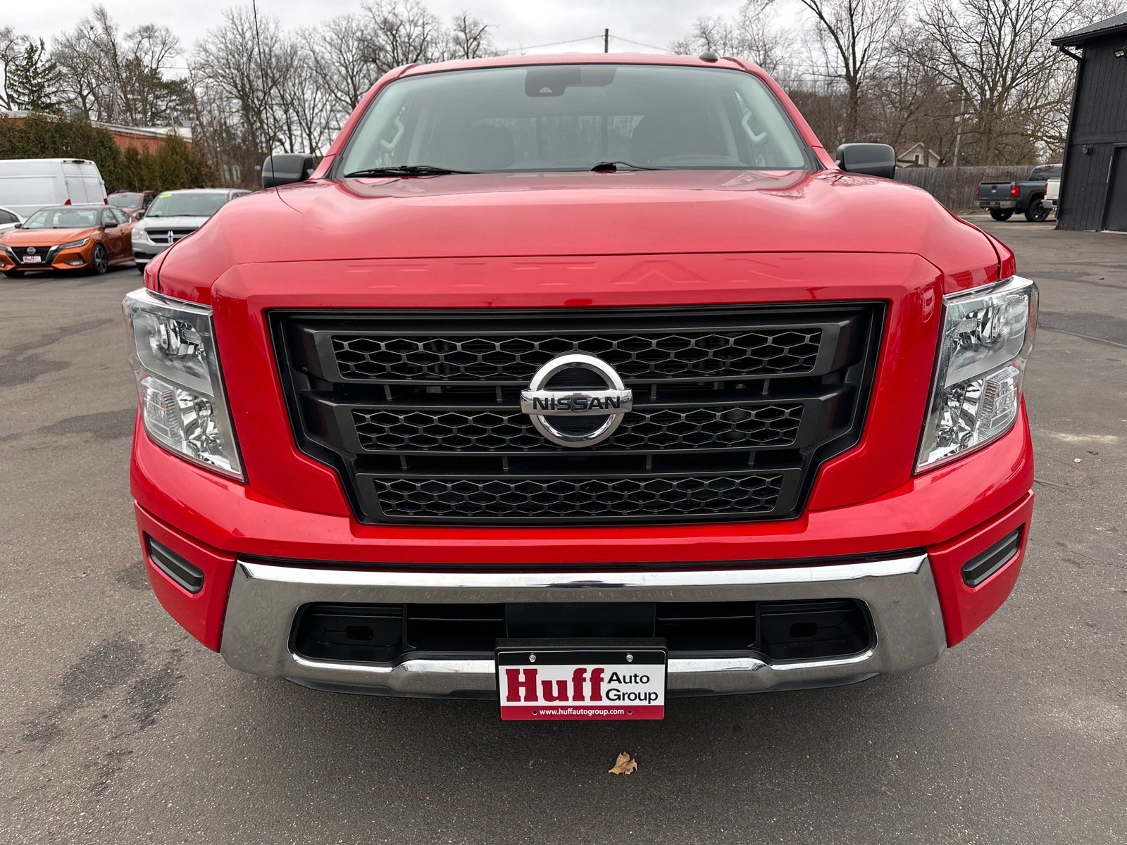 Used 2021 Nissan Titan SV RWD image 8