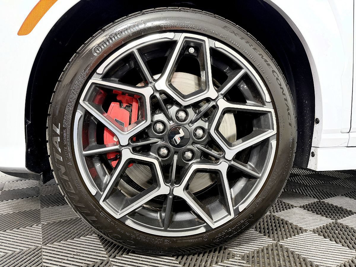 Used 2022 Hyundai Kona N FWD image 23