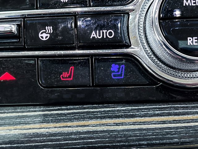 Used 2023 Lincoln Aviator Black Label w/ Dynamic Handling Package image 33