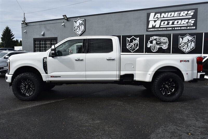 Used 2024 Ford F350 Platinum image 2
