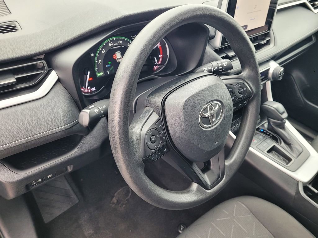 Used 2024 Toyota RAV4 XLE image 26