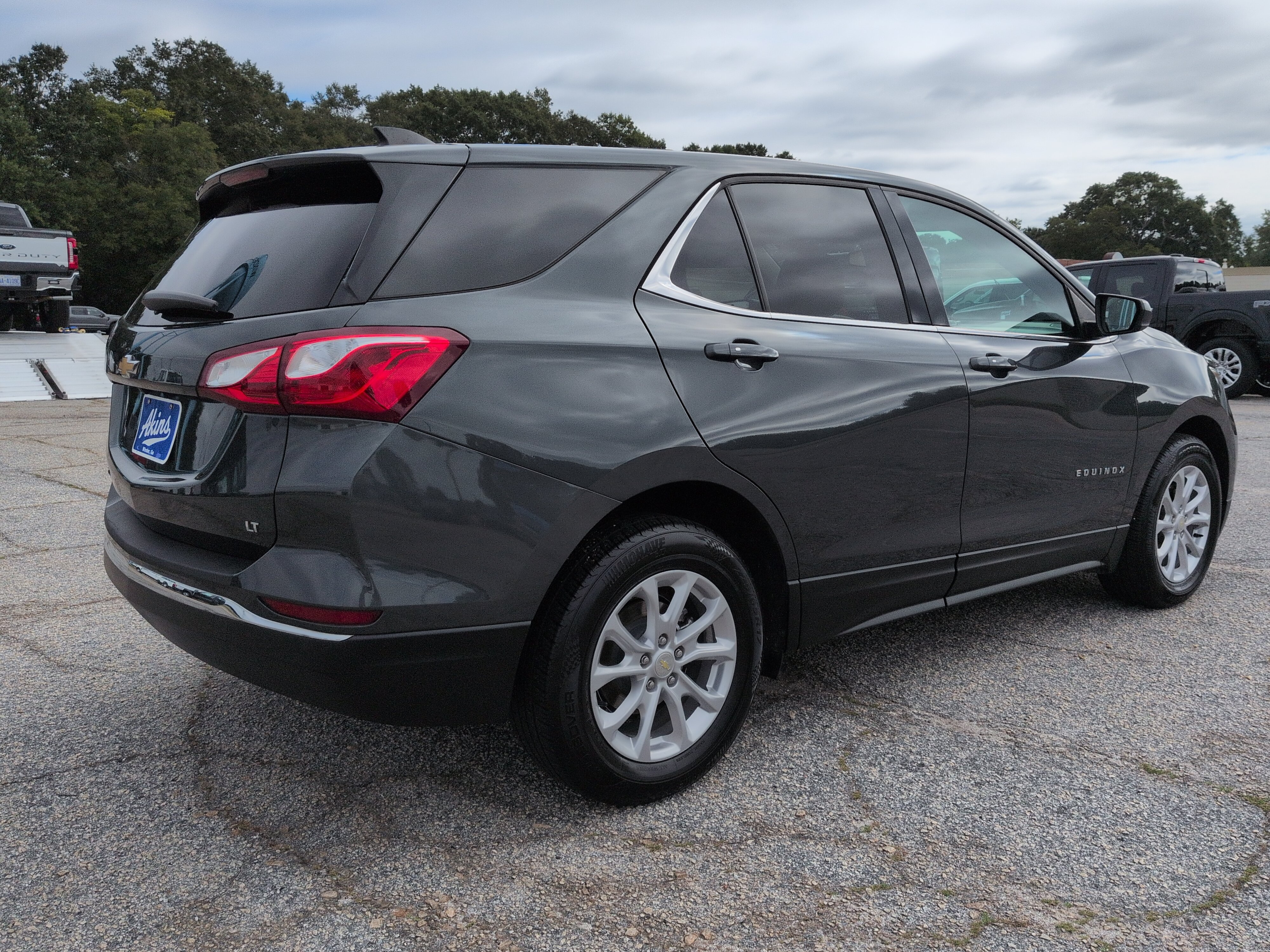 Used 2019 Chevrolet Equinox LT FWD image 3
