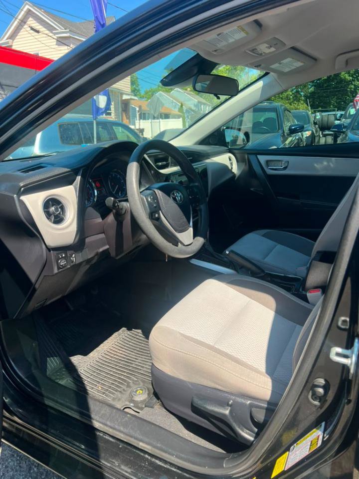 Used 2019 Toyota Corolla LE FWD image 23
