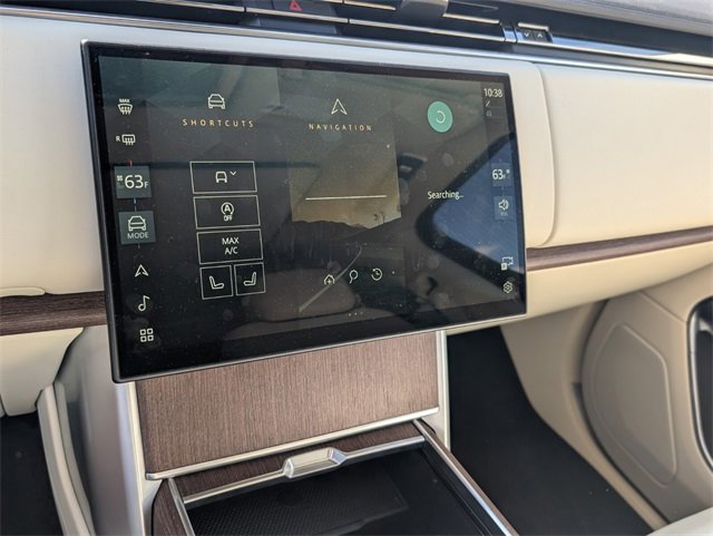 Used 2024 Land Rover Range Rover SE image 13
