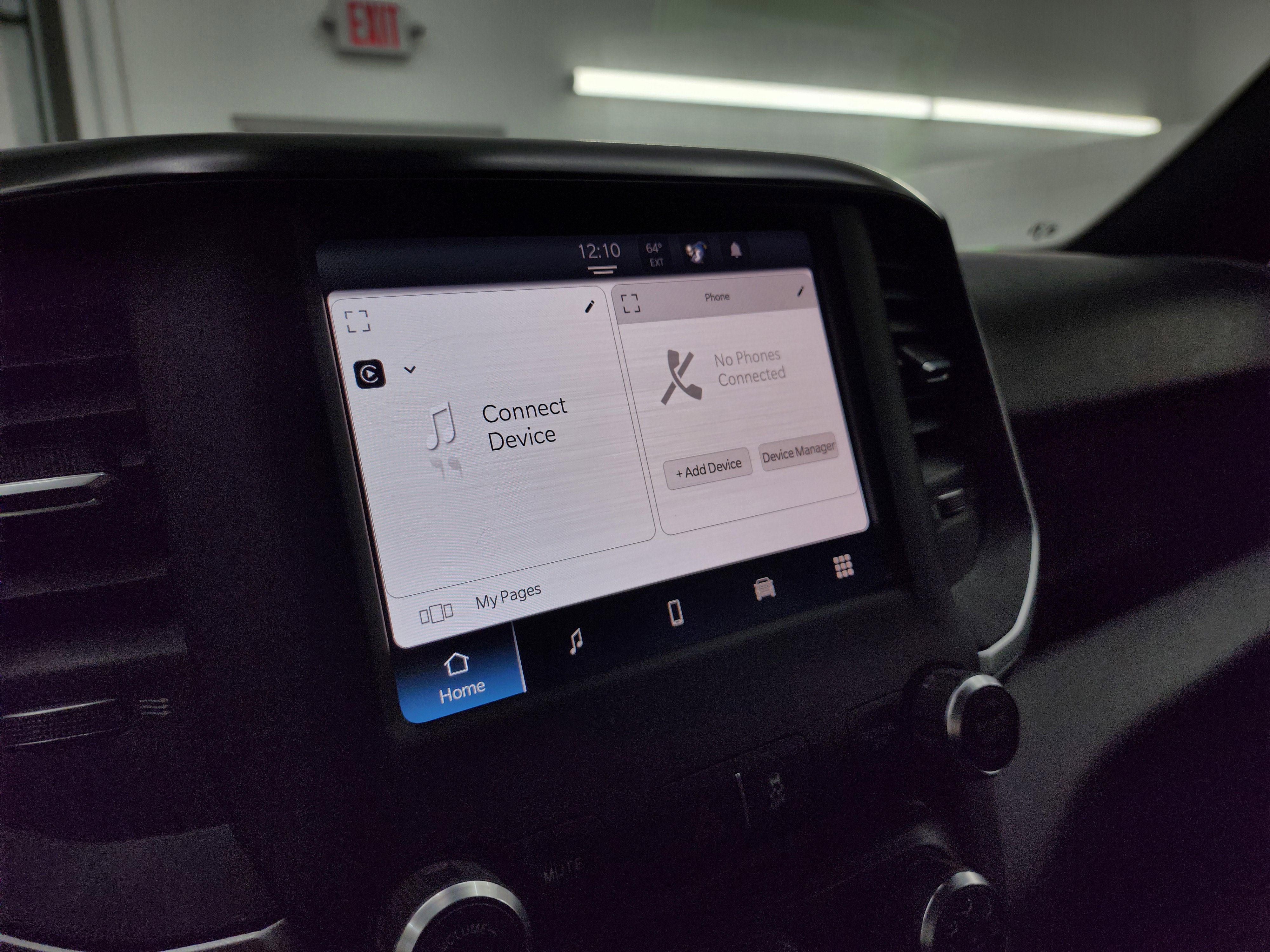 Used 2022 RAM 3500 Big Horn w/ Protection Group image 11