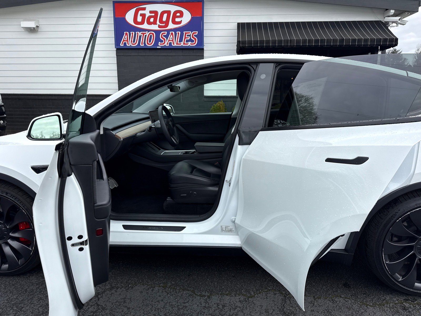 Used 2021 Tesla Model Y Performance AWD/4WD image 19