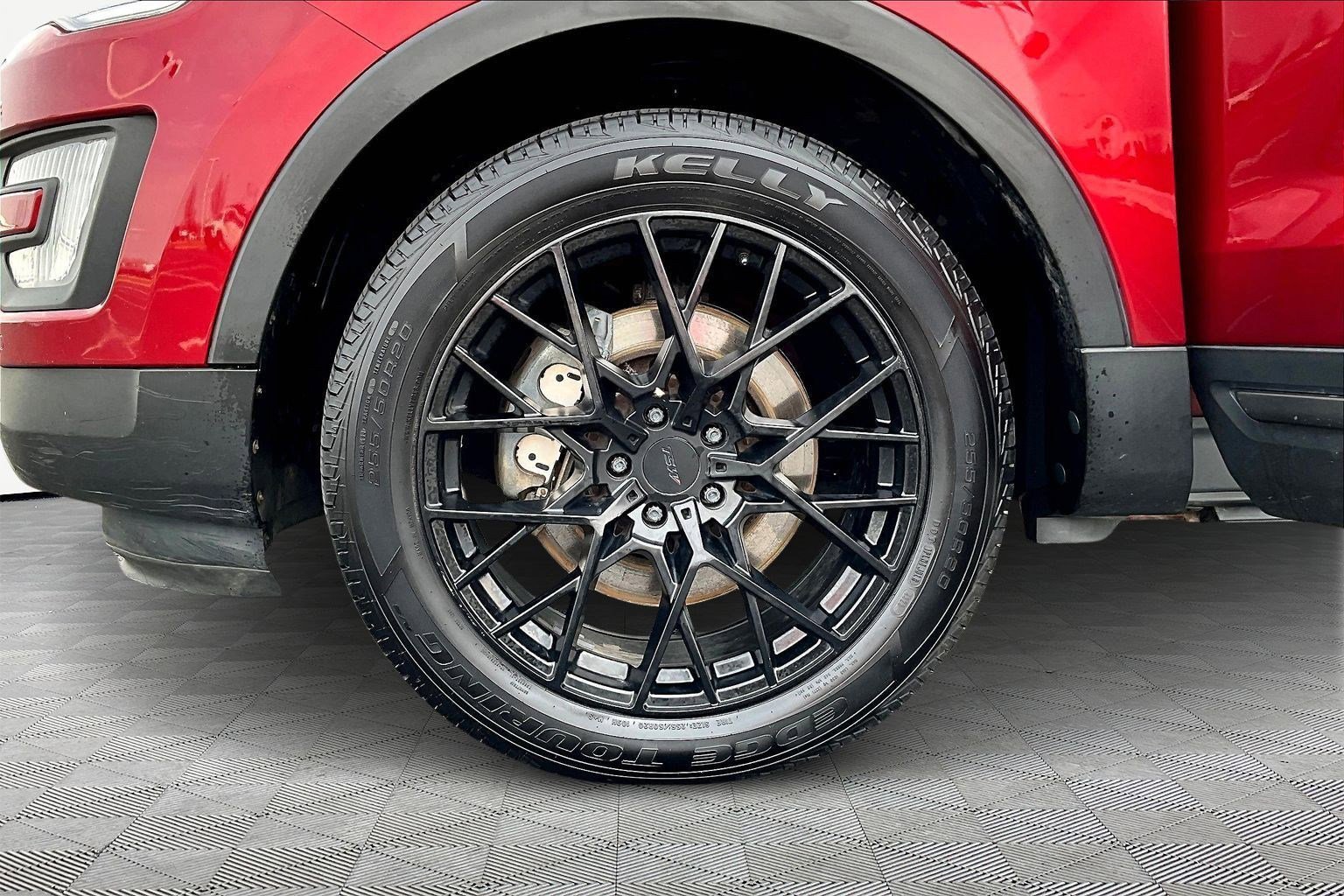 Used 2017 Ford Explorer XLT w/ Equipment Group 202A image 35