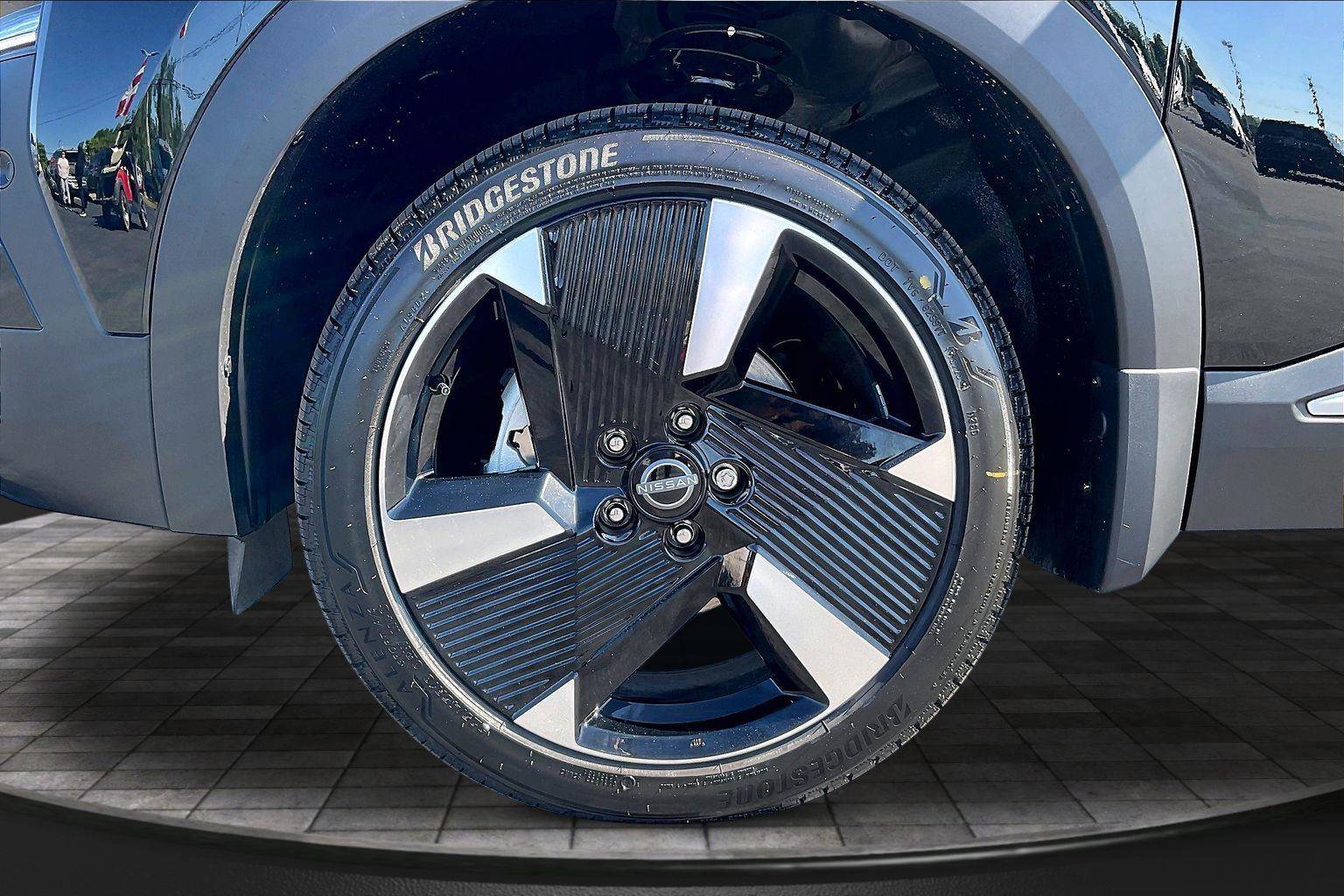 New 2026 Nissan Kicks SR FWD image 12