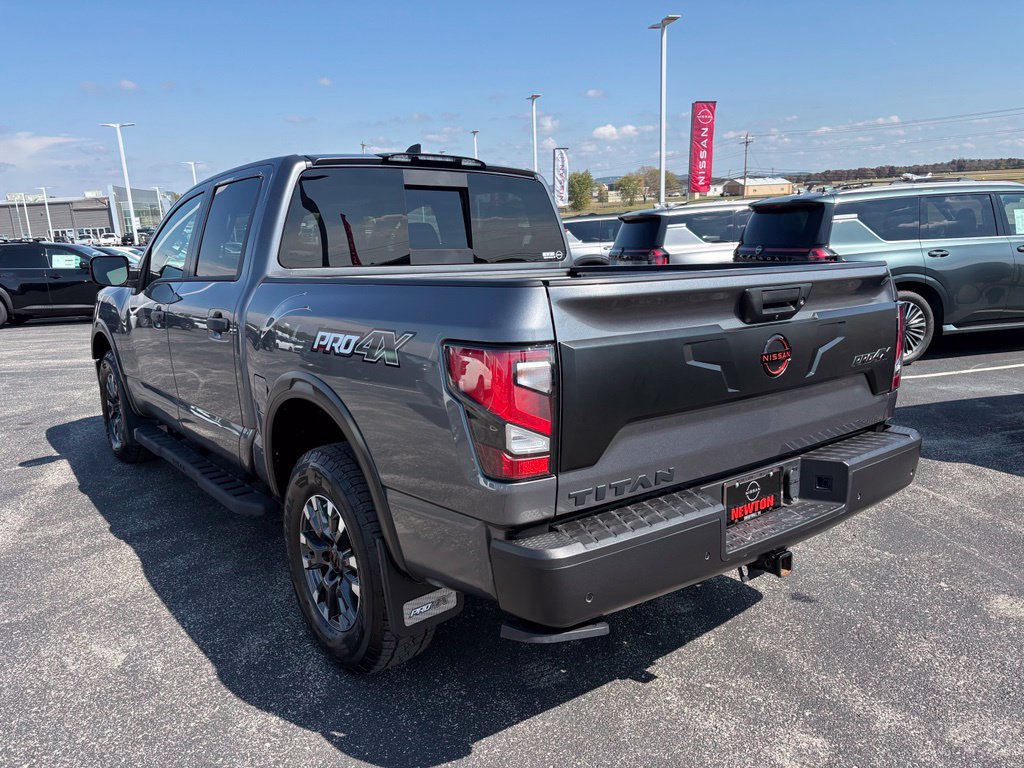 Used 2024 Nissan Titan PRO-4X w/ Pro-4x Utility Package AWD/4WD image 8