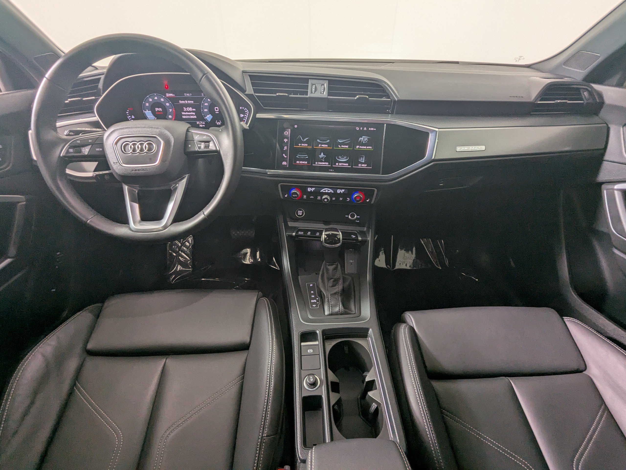 Certified 2025 Audi Q3 2.0T Premium AWD/4WD image 10
