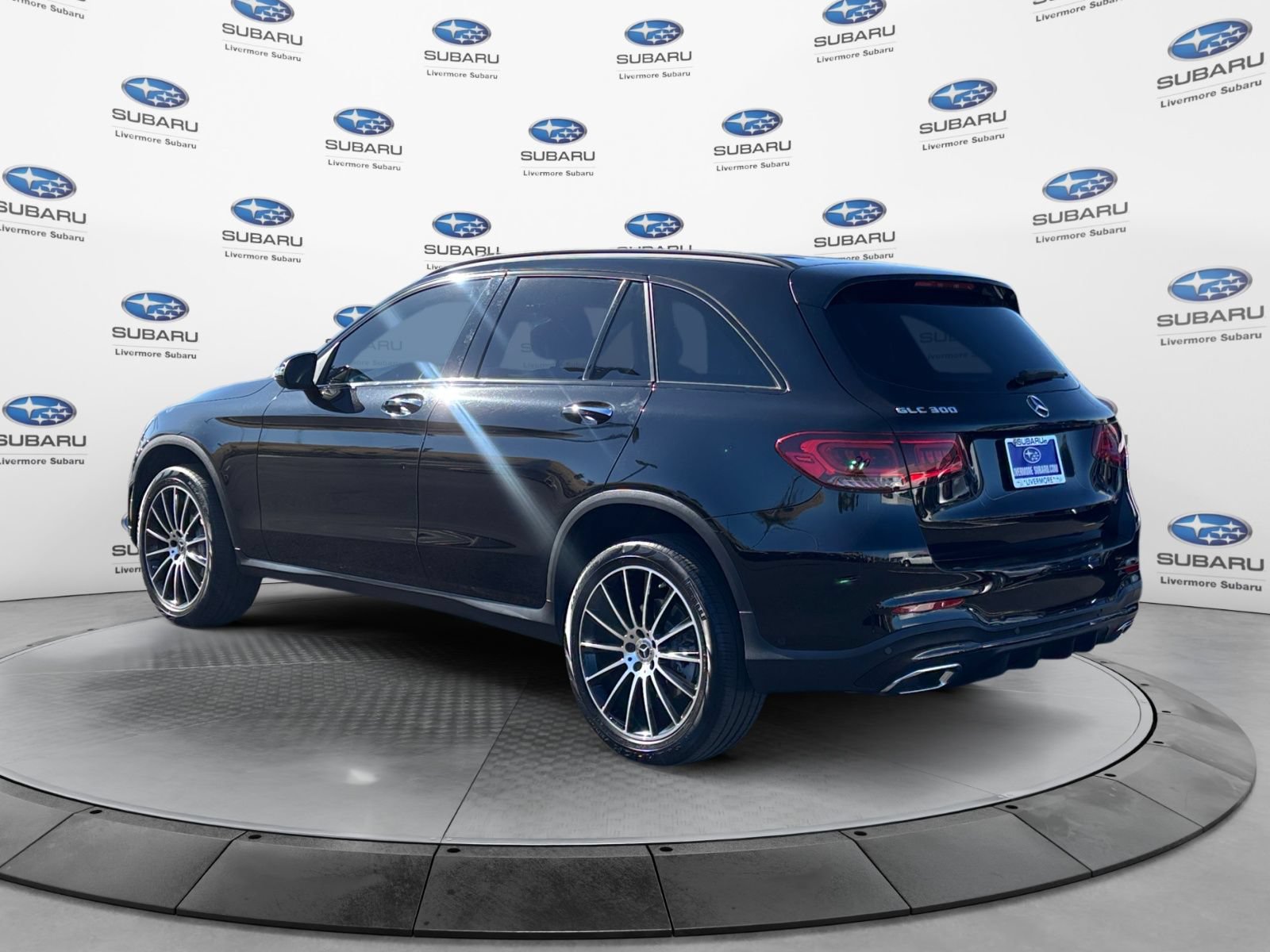 Used 2022 Mercedes-Benz GLC 300 w/ AMG Line image 3