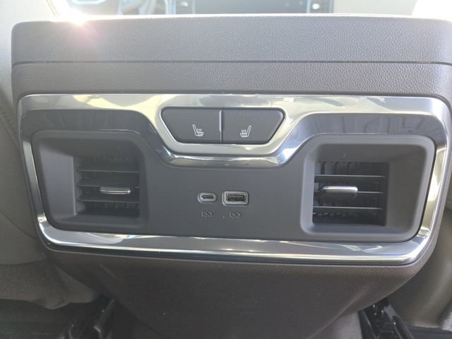 New 2026 GMC Sierra 1500 SLT w/ SLT Premium Package image 17