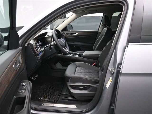 New 2026 Volkswagen Atlas SEL Premium R-Line image 9