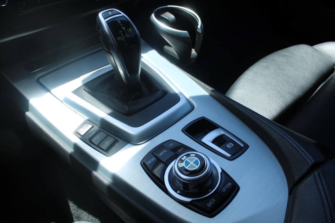 Used 2015 BMW Z4 sDrive35i RWD image 23