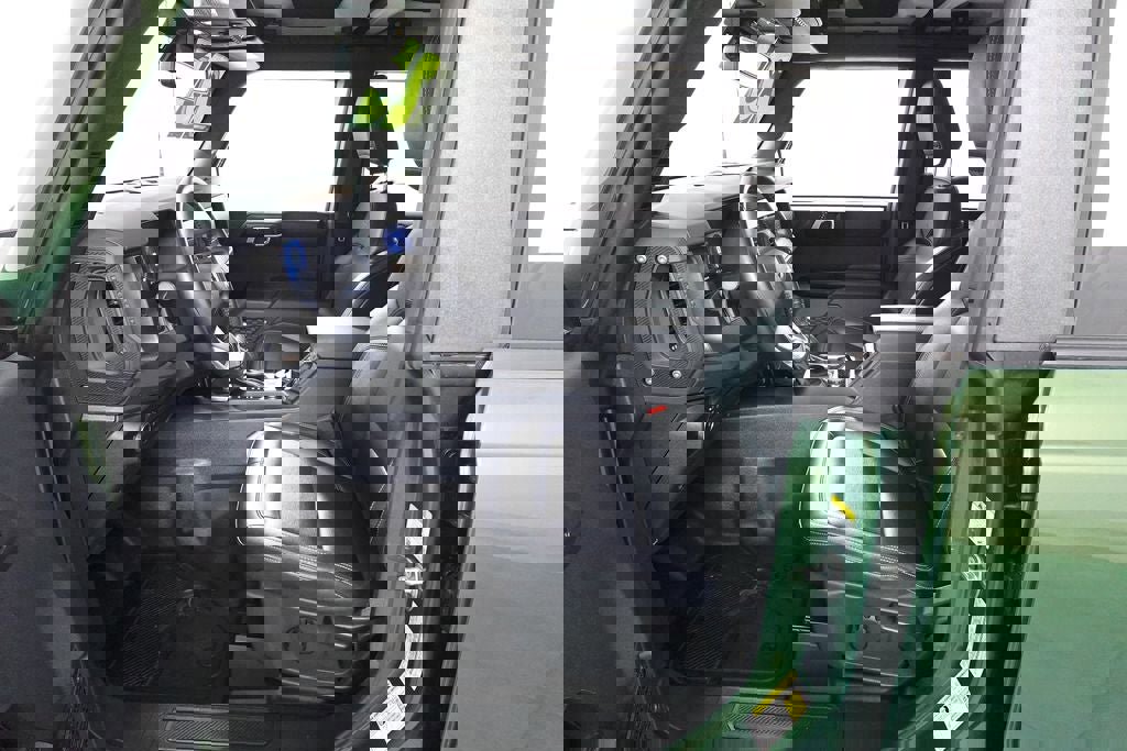 Certified 2025 Ford Bronco Badlands image 10