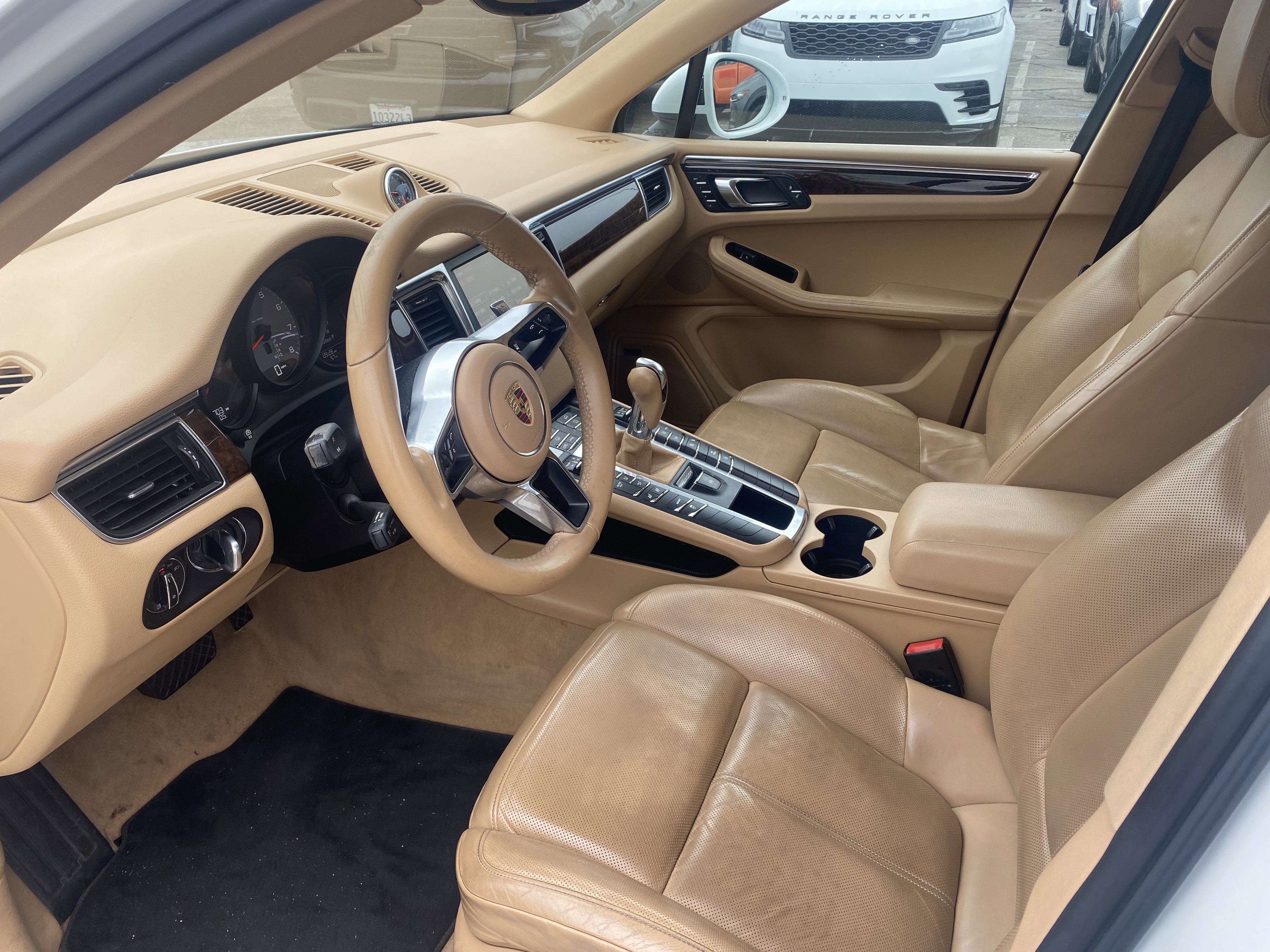 Used 2015 Porsche Macan S w/ Premium Package Plus image 9