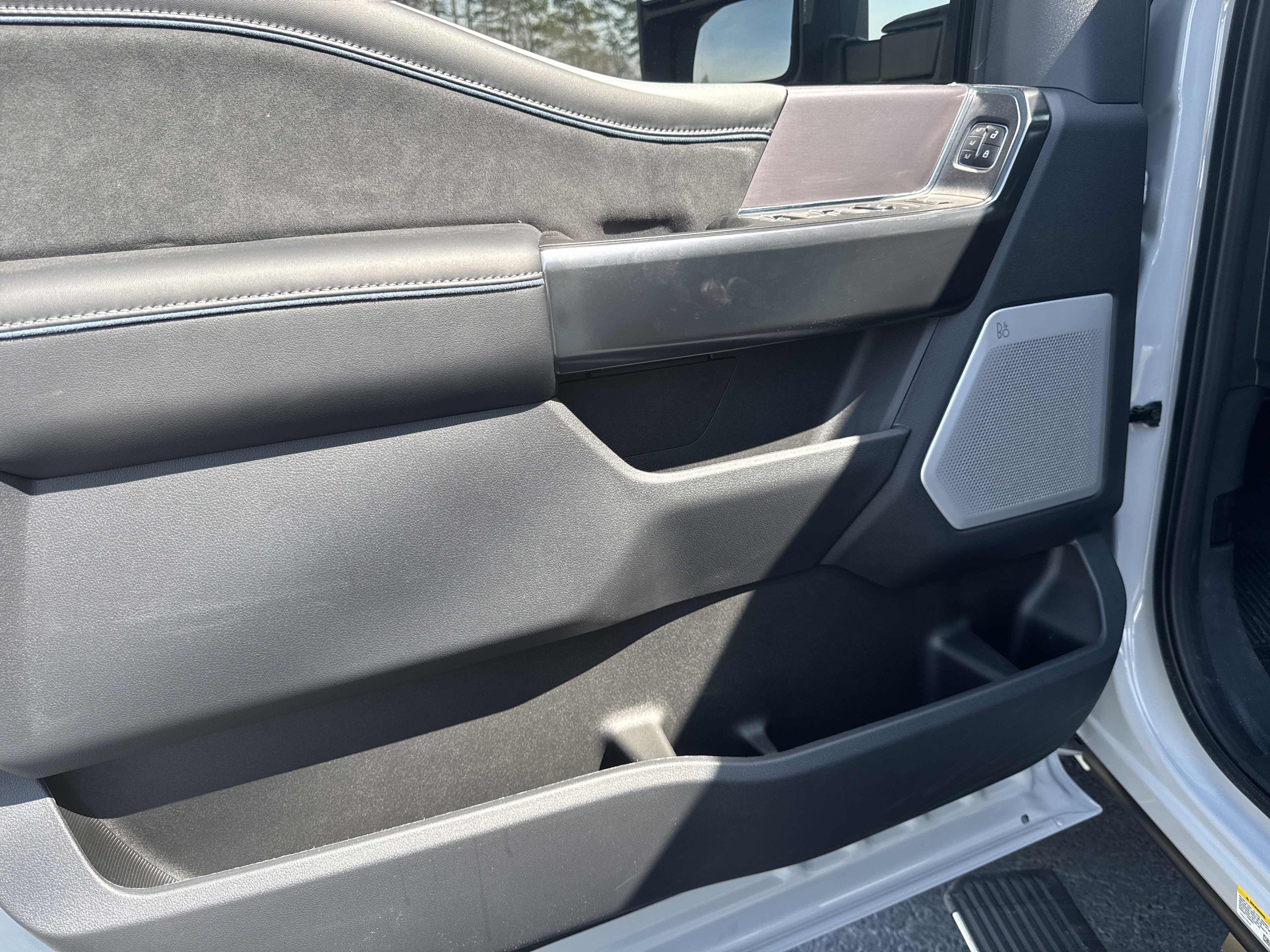 New 2026 Ford F450 Platinum image 8