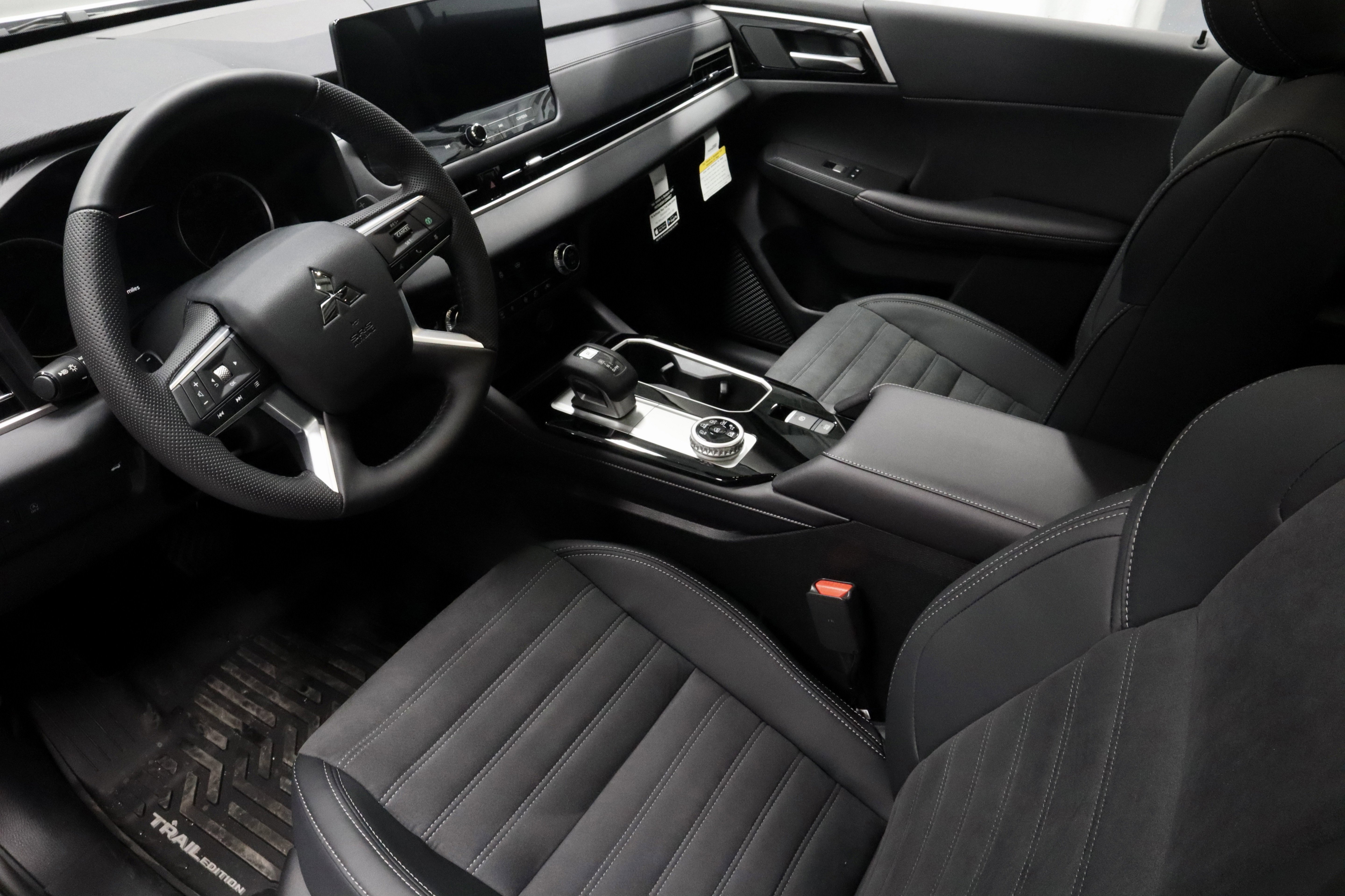 New 2026 Mitsubishi Outlander Trail Edition image 19