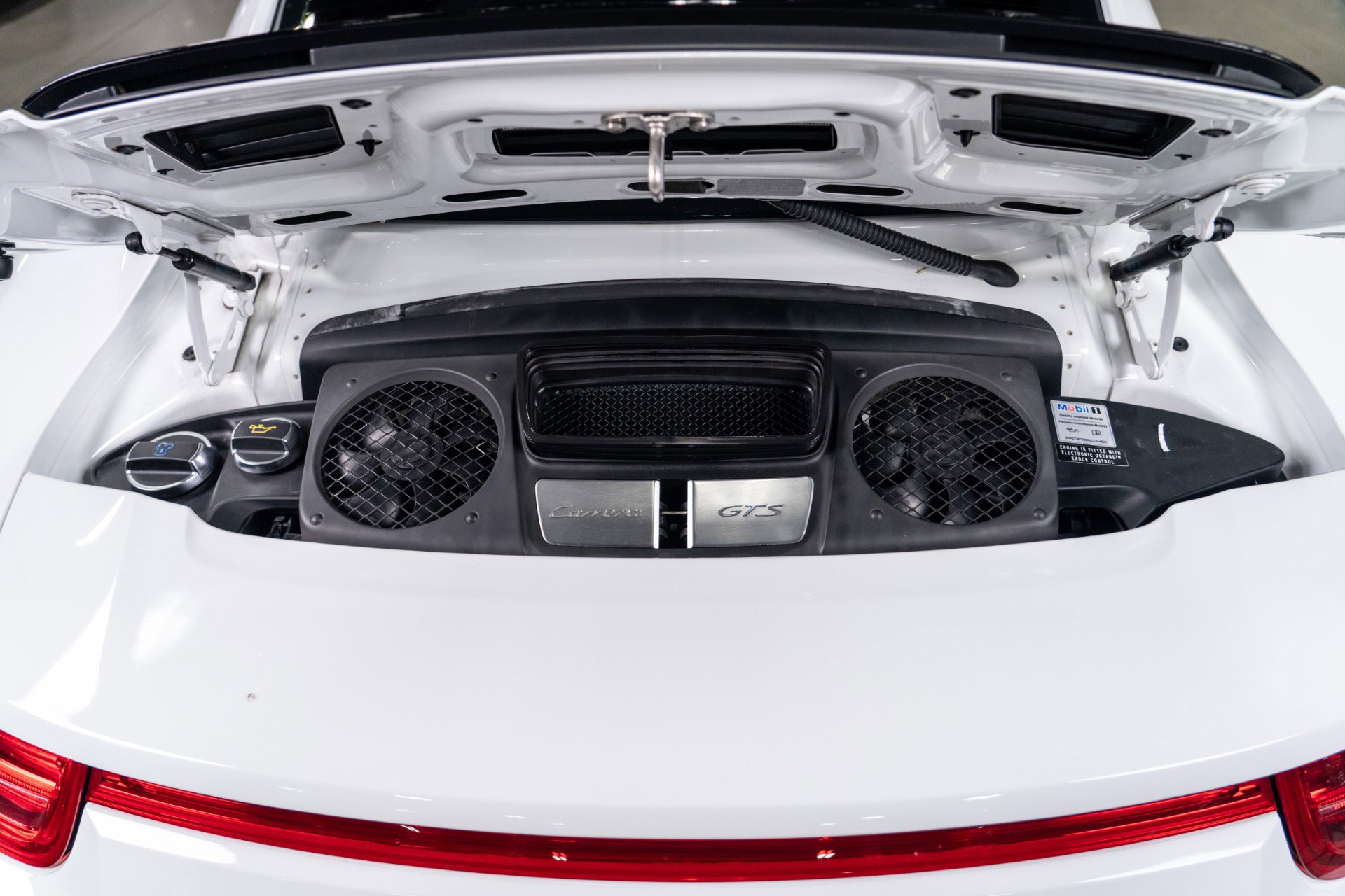 Used 2016 Porsche 911 Carrera 4 GTS AWD/4WD image 35