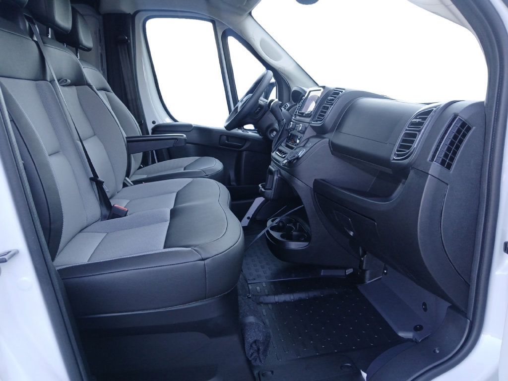 New 2026 RAM ProMaster 1500 w/ Convenience Group FWD image 24