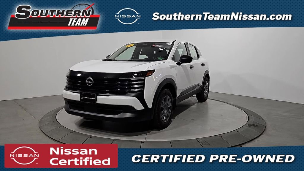 Certified 2025 Nissan Kicks S image 1