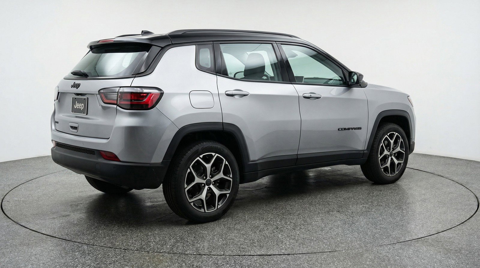 Used 2025 Jeep Compass Limited image 9