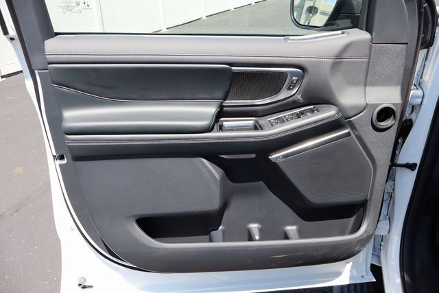 New 2025 Ford Expedition Max Platinum w/ Stealth Appearance Package image 27