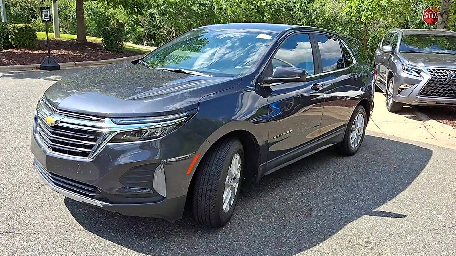 Used 2022 Chevrolet Equinox LT image 4