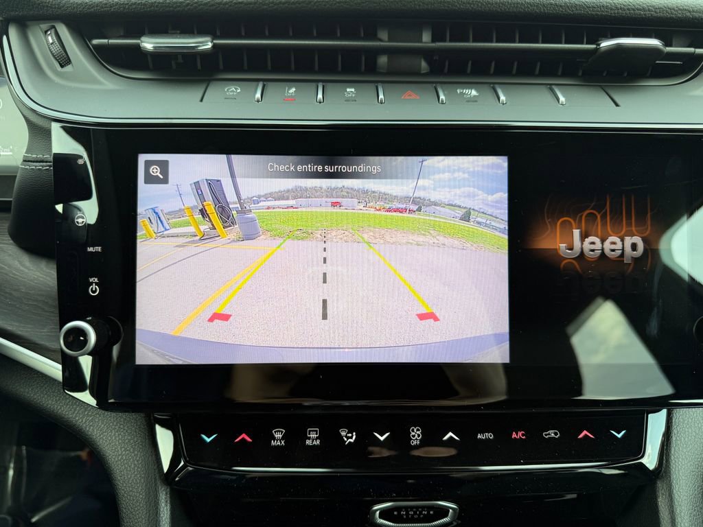 New 2026 Jeep Grand Cherokee L 4WD image 27